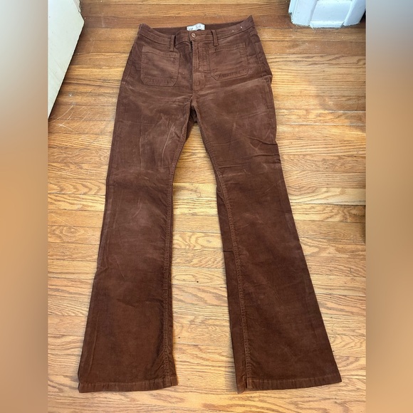 GAP Pants - Gap Women's 70's flare Hi-rise Cords- 10L
